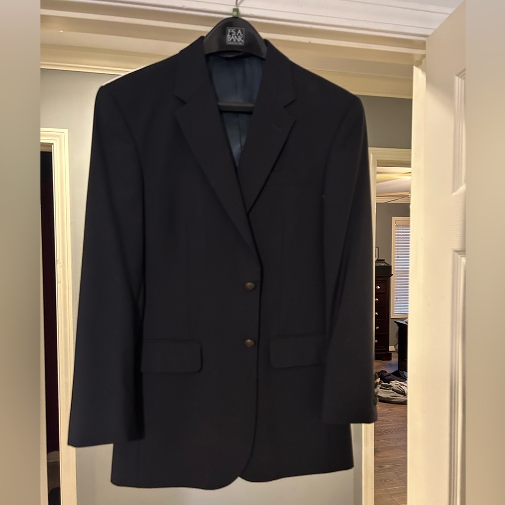 Jos A Banks Men’s Navy Sport Coat 38R